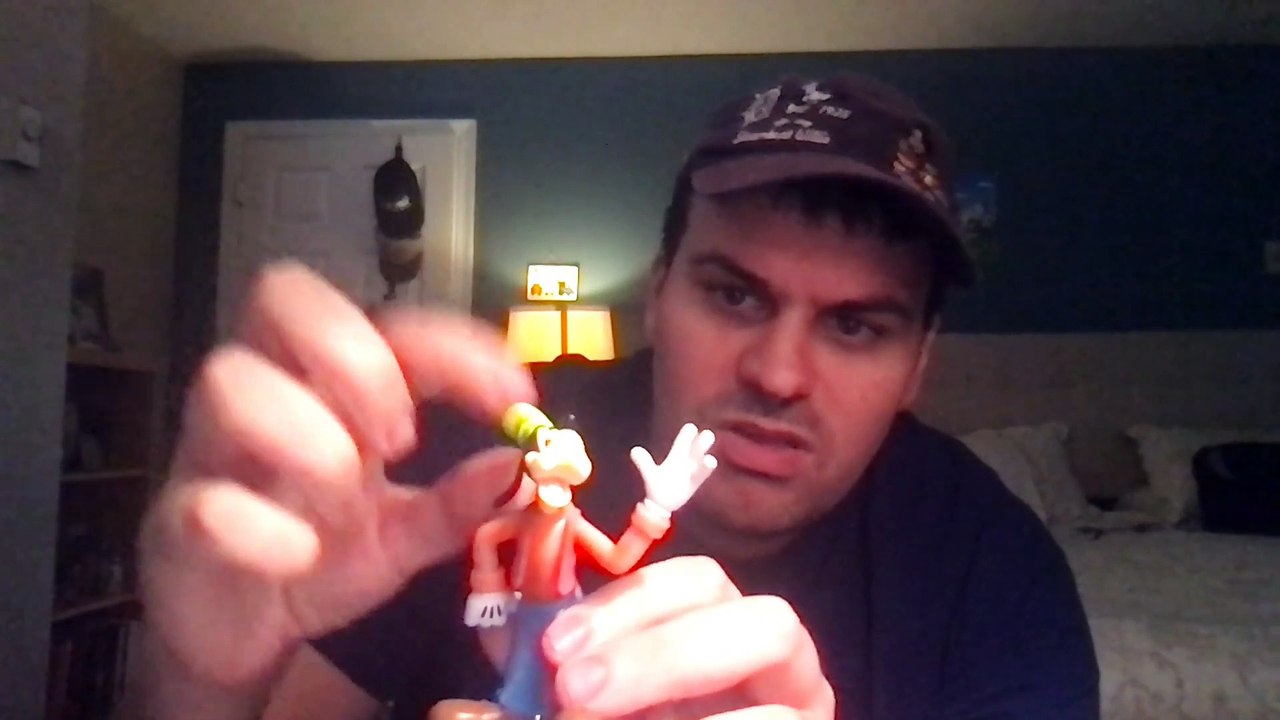 Me Reviewing the Mickey Mouse Funhouse Collectible Figures