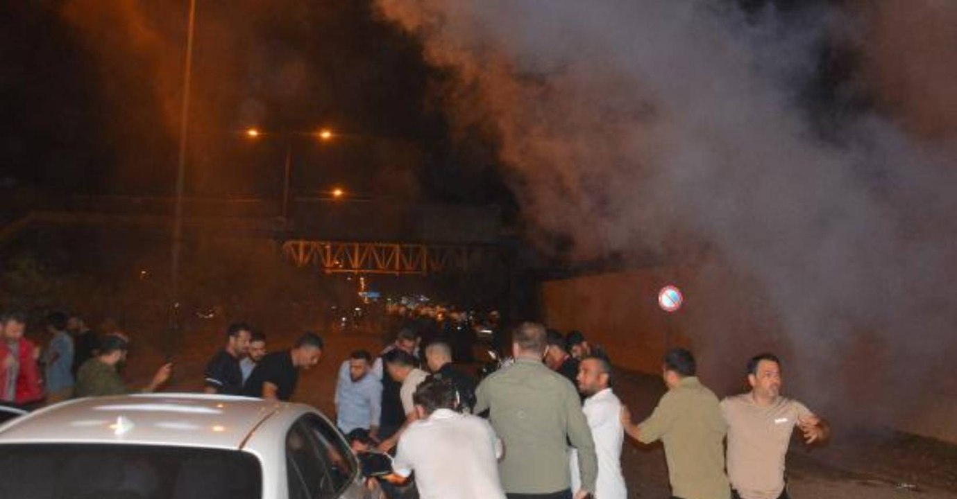 Adana’da ABD Konsolosluğu önünde İsrail protestosu: 2 polis yaralandı