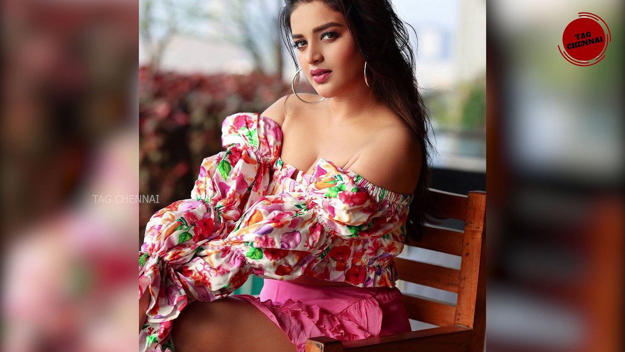 Nidhhi agerwal : பெண்களுக்கு உச்சம்.. ஆணுறை விளம்பரத்தில் நிதி அகர்வால்! ஆதரவும், எதிர்ப்பும்!!