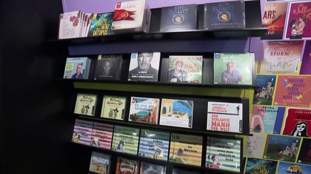 Франкфуртская книжная ярмарка приветствует посетителей