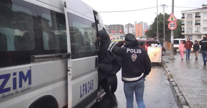 Esenyurt'ta kaçak göçmenlere yönelik denetim: 63 kaçak göçmen yakalandı