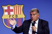 Breaking News - Barcelona president Laporta charged with suspected bribery