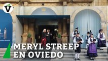 Meryl Streep desata la euforia en su recibimiento oficial en Oviedo al ritmo de las gaitas