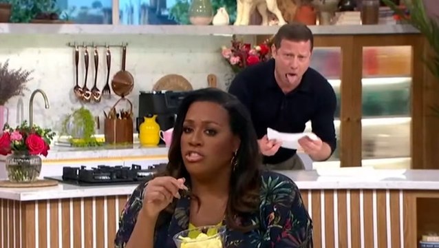 Dermot O’Leary nearly sick live on This Morning after trying unusual Christmas snack
