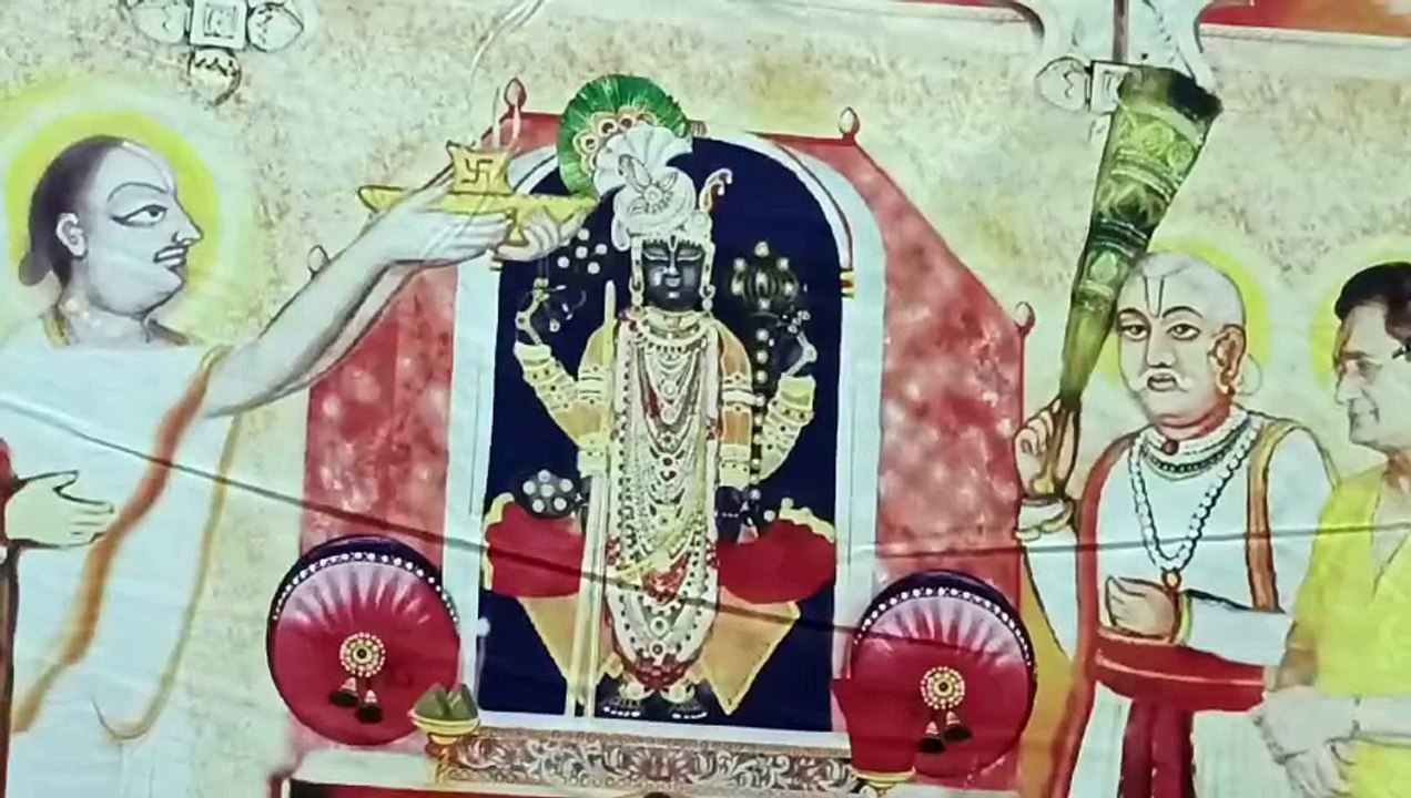 मौसम बदलने के साथ ही ठाकुरजी का खानपान-पहनावा बदला