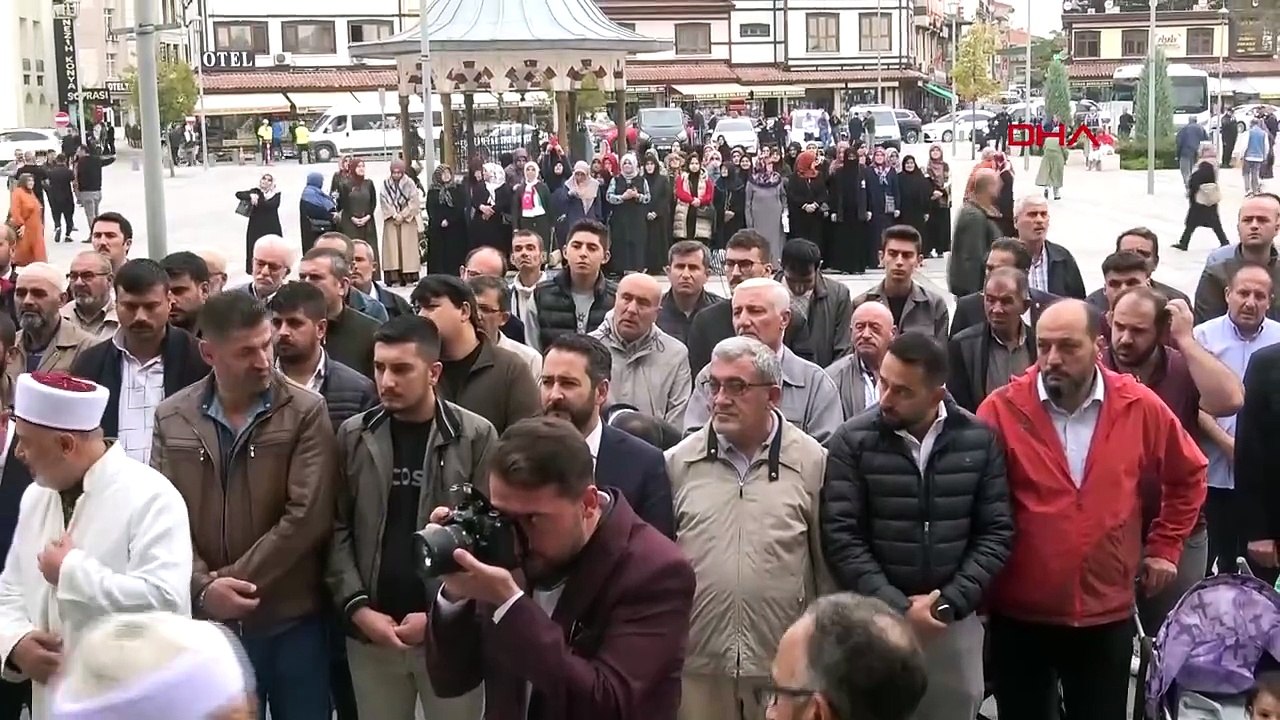 Doğu Marmara ve Batı Karadeniz'de İsrail saldırılarında hayatını kaybedenler için gıyabi cenaze namazı kılındı