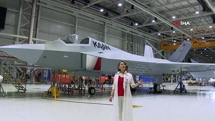 Azerin a chanté "Çırpınrdın Karadeniz" devant KAAN