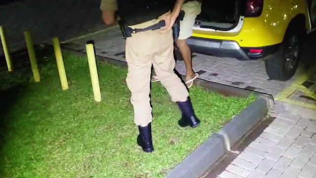 Com pistola calibre 22, homem é preso pela Patrulha Rural em Juvinópolis