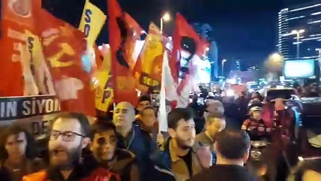 İsrail Başkonsolosluğu’nda protesto! Solcular ‘FHKC’, İslamcılar ‘Hamas’ sloganları attı