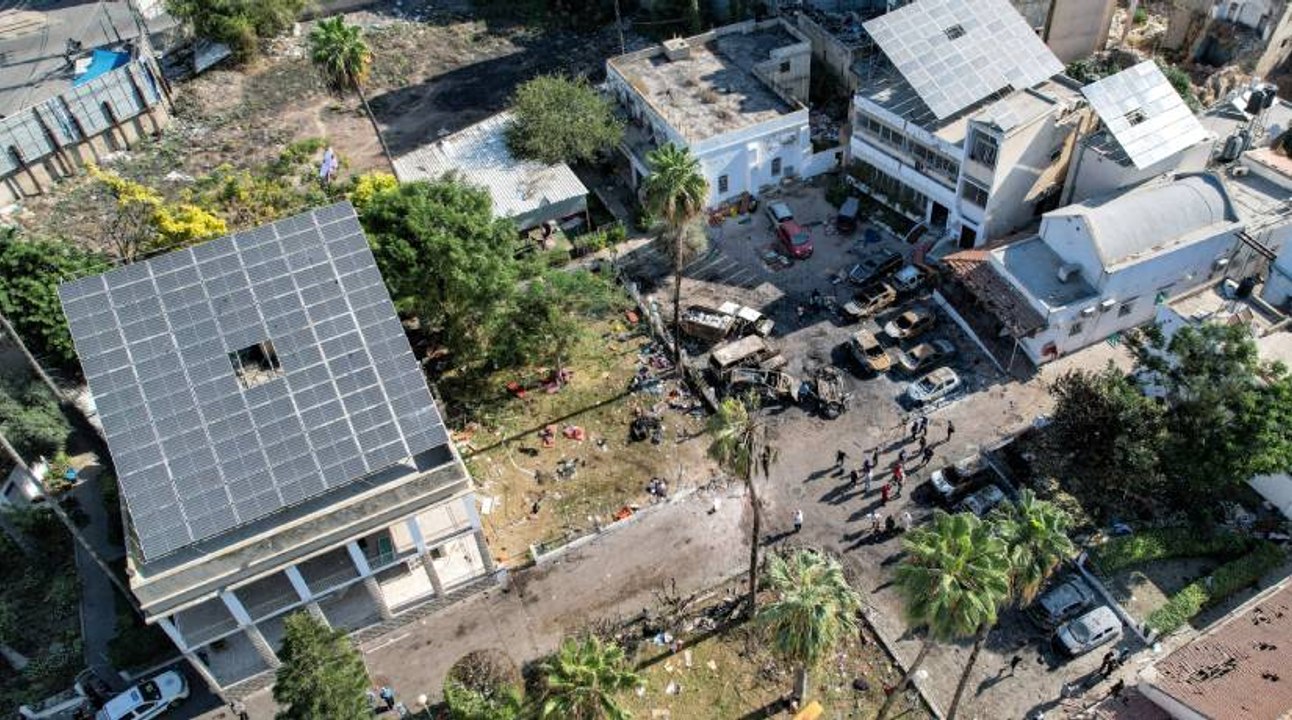 Israel revela audio de supuestos milicianos reconociendo falla en misil que destruyó hospital en Gaza