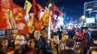 Solcular ve İslamcılar İsrail Konsolosluğu önünde karşı karşıya geldi