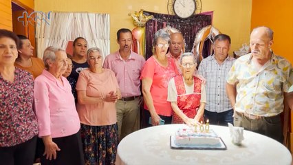 mqn'104 años de vida y 95 de trabajar en agricultura- La historia de José Cisneros–171023