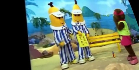 Bananas in Pyjamas Bananas in Pyjamas E009 Wet Paint