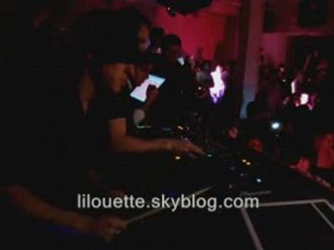 John Louly aux percus N JOY 23.03