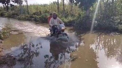 मुजफ्फरनगर: मुख्य मार्ग पर जलभराव से ग्रामीण परेशान, सुनिए क्या बोले