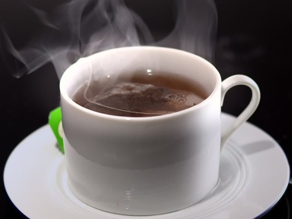 Öko-Test: Verbotene Pestizide in Schwarztees entdeckt