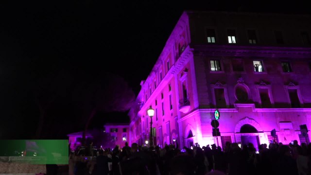 Tumore al seno, a Roma una mostra per l'Ottobre rosa