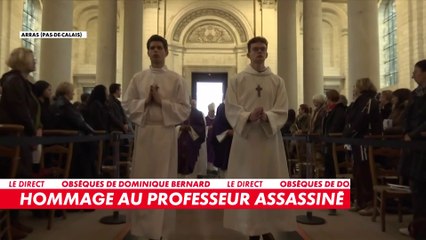 Obsèques de Dominique Bernard : le cercueil entre dans la cathédrale