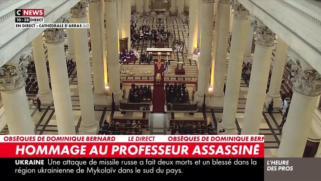 Obsèques du professeur Dominique Bernard à Arras - Regardez l’hommage émouvant d’Emmanuelle, la soeur de l’enseignant