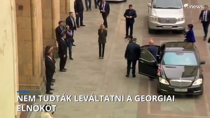 Nem tudták leváltatni a georgiai elnököt