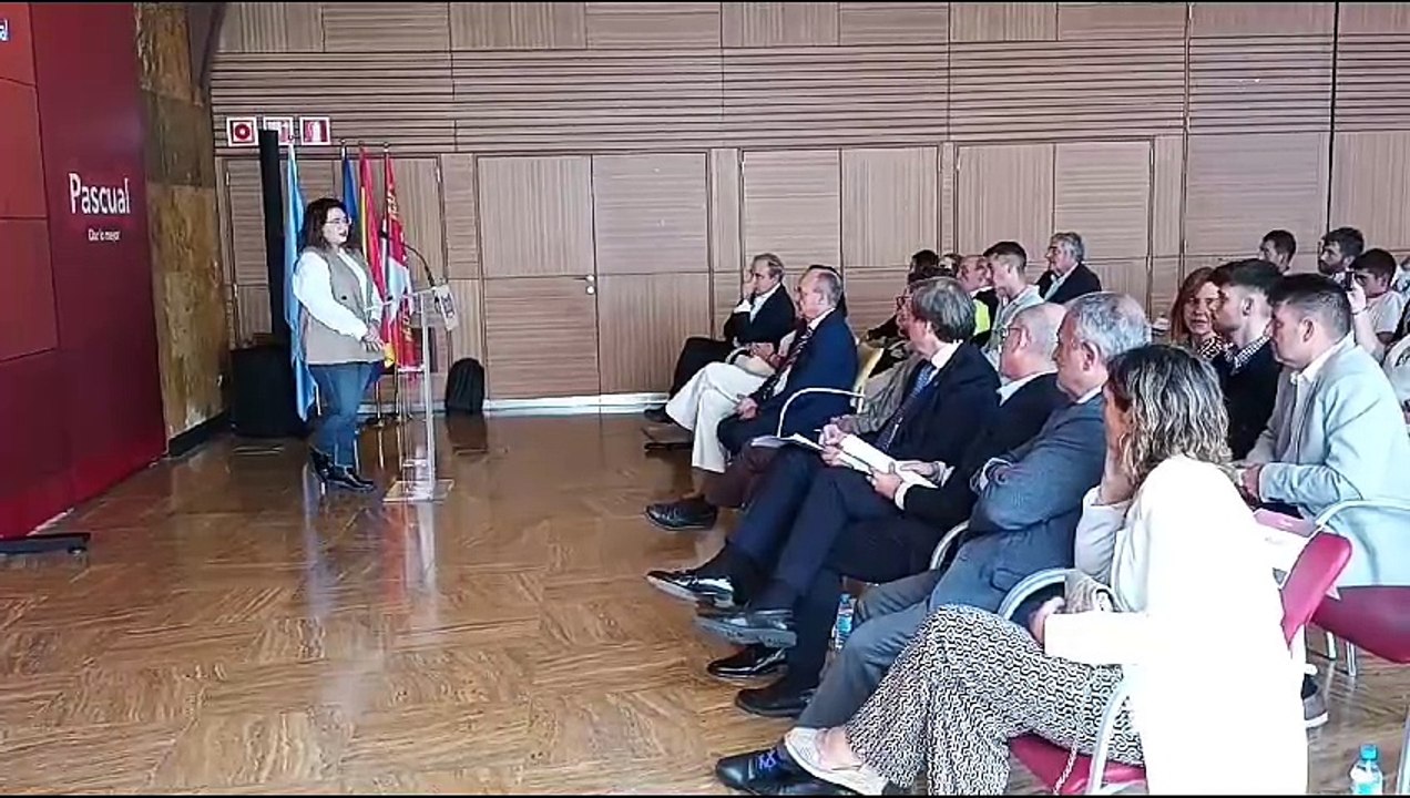 Catorce jóvenes podrán estudiar becados gracias a Pascual
