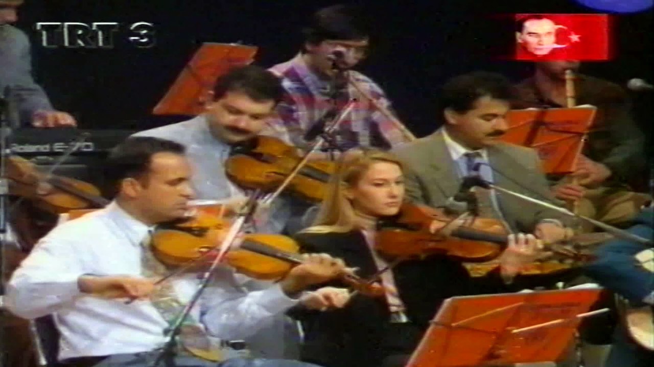 Seçil Ak / Ayrılık yaman kelime benzetmek azdır ölüme