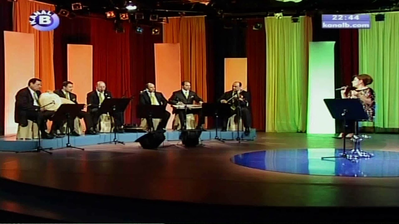 Seçil Ak / Beni canımdan ayırdı