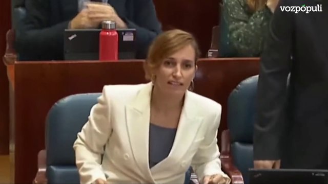 Mónica García llama sinvergüenza a Ayuso durante el pleno de la Asamblea de Madrid