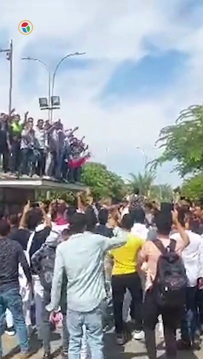 طلاب جامعة أسيوط ينظمون مسيرة حاشدة لدعم فلسطين لدعم فلسطين