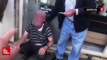 Antalya'da taciz şüphelisi adam vatandaşlar tarafından yakalanıp polise teslim edildi