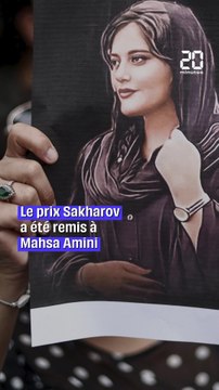 Le prix Sakharov remis à Mahsa Amini et au mouvement des femmes en Iran #shorts