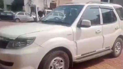 जबलपुर: बीजेपी की नेम प्लेट लगे वाहन में मीले रुपए, जांच जारी