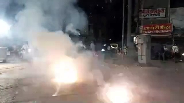Shera got Congress ticket from Burhanpur, fireworks by bursting crackers