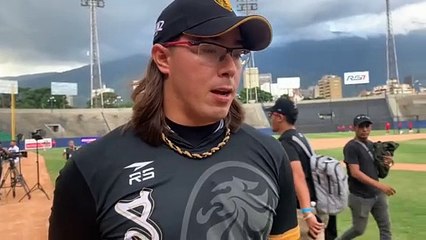 Joshua Cornielly da detalles de la pretemporada de Leones