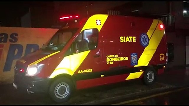 Homem fratura o braço ao cair de escada no Centro