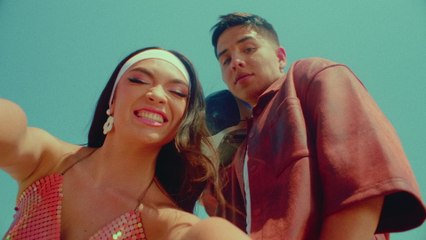 Mia Salinas - Control