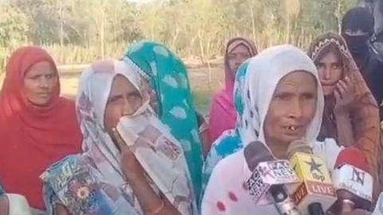 सीतापुर: कोटेदार पर लगा घटतौली का आरोप, ग्रामीणों के बयान दर्ज