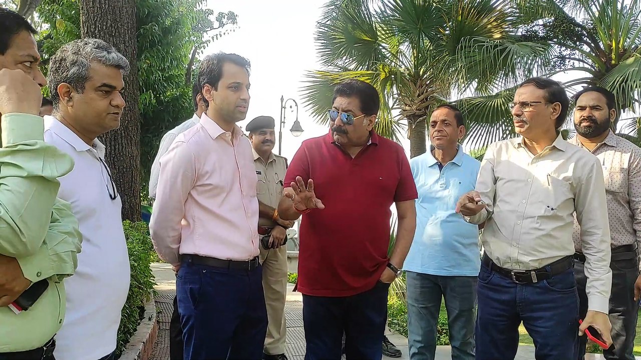 Video... संभागीय आयुक्त व कलक्टर ने देखी फतहसागर पर सफाई व्यवस्था