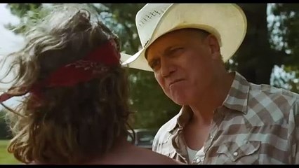 Zac Efron Is Unrecognizable With Jeremy Allen White As Pair Show Off Muscles In