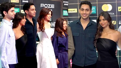 Suhana Khan, Khushi Kapoor & Other Cast Of "The Archies"  Pose Together