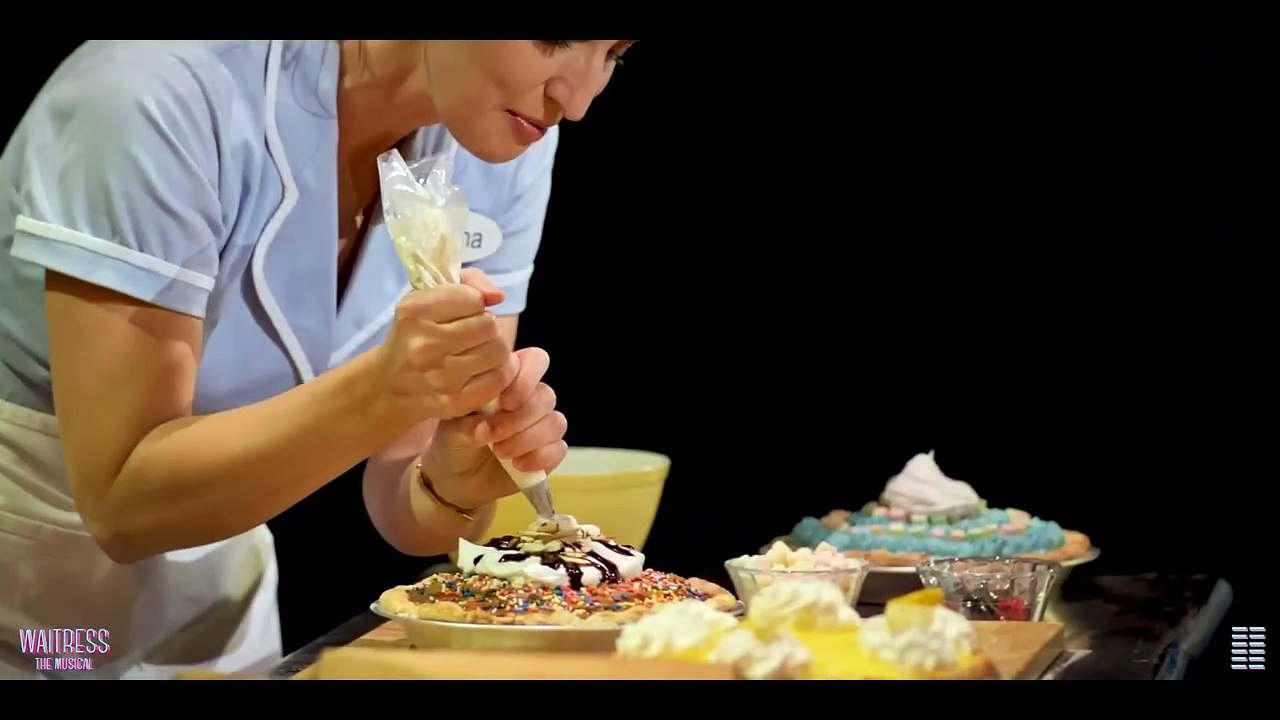 Waitress The Musical Trailer OV