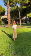 Merve Oflaz seksi dansına gelen yorumla çılgına döndü