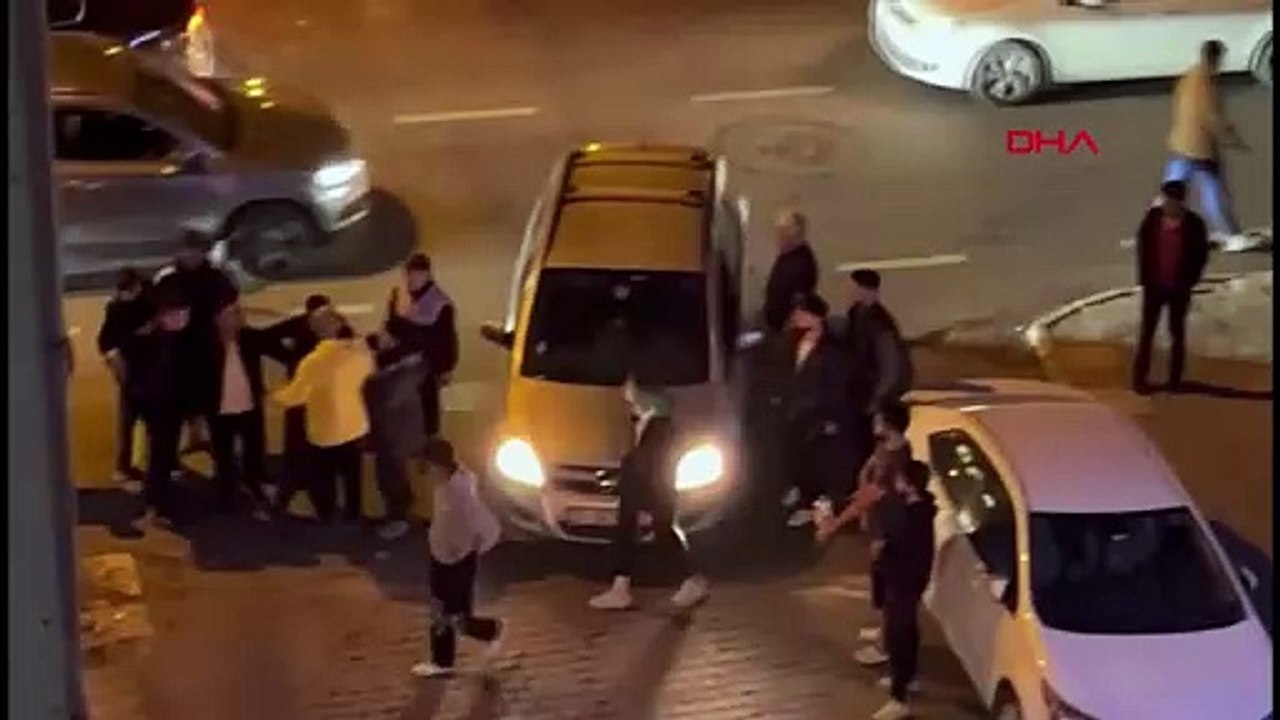 Avcılar'da Laf Atma Tartışması Kavgaya Dönüştü