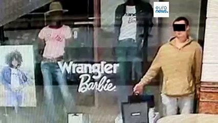 "Schaufensterpuppe" entlarvt: Polizei stellt Dieb in Warschau