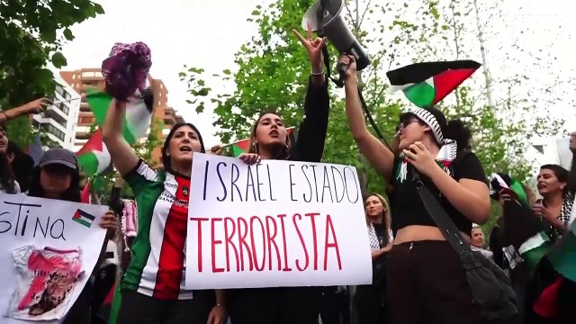 شاهد: مظاهرات حاشدة في سانتياغو وكيتو وريو دي جانيرو تضامنا مع غزة