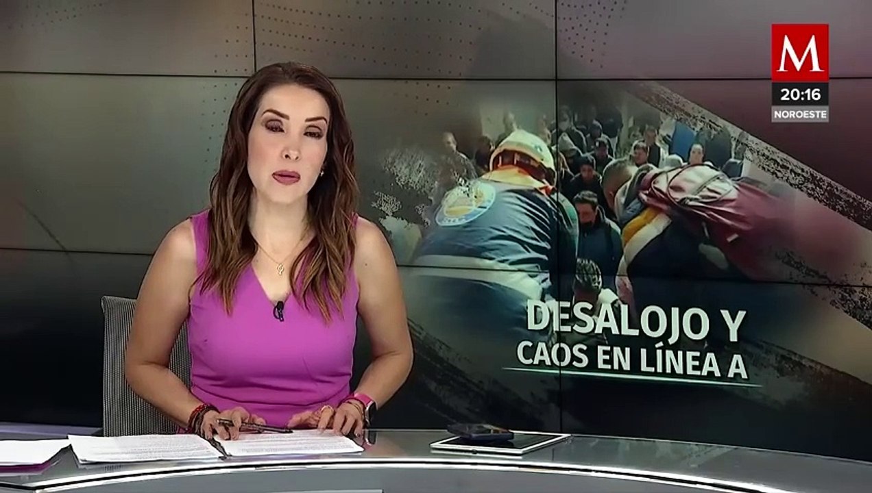 Línea A del Metro suspende servicio en CdMx; usuarios caminan en vías