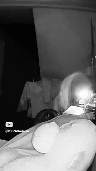 Night vision camera captures mysterious orbs in Dutch house!!