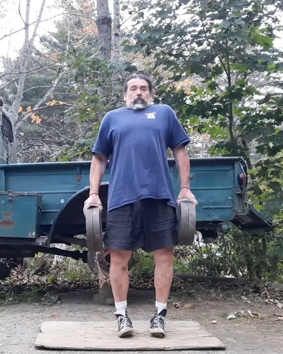 Pinching 25s & Deep Knee Bends!