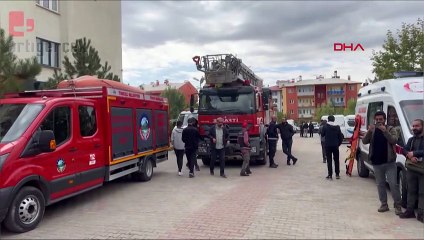 Dersim'de direnen FEDAŞ işçileri, İl Müdürlüğü çatısına çıktı: Talepleri karşılayın
