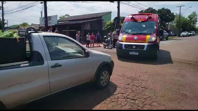 Mulher fica ferida em acidente no Bairro Floresta e precisa ser socorrida